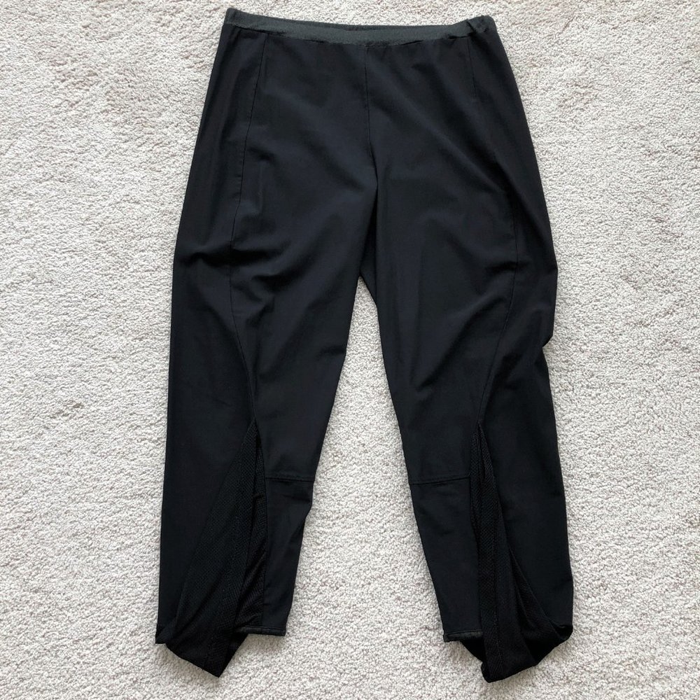 Black Capris with Lower Leg Draping